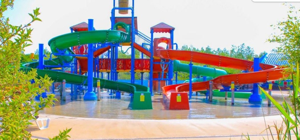 Twinlakes Park, United Kingdom